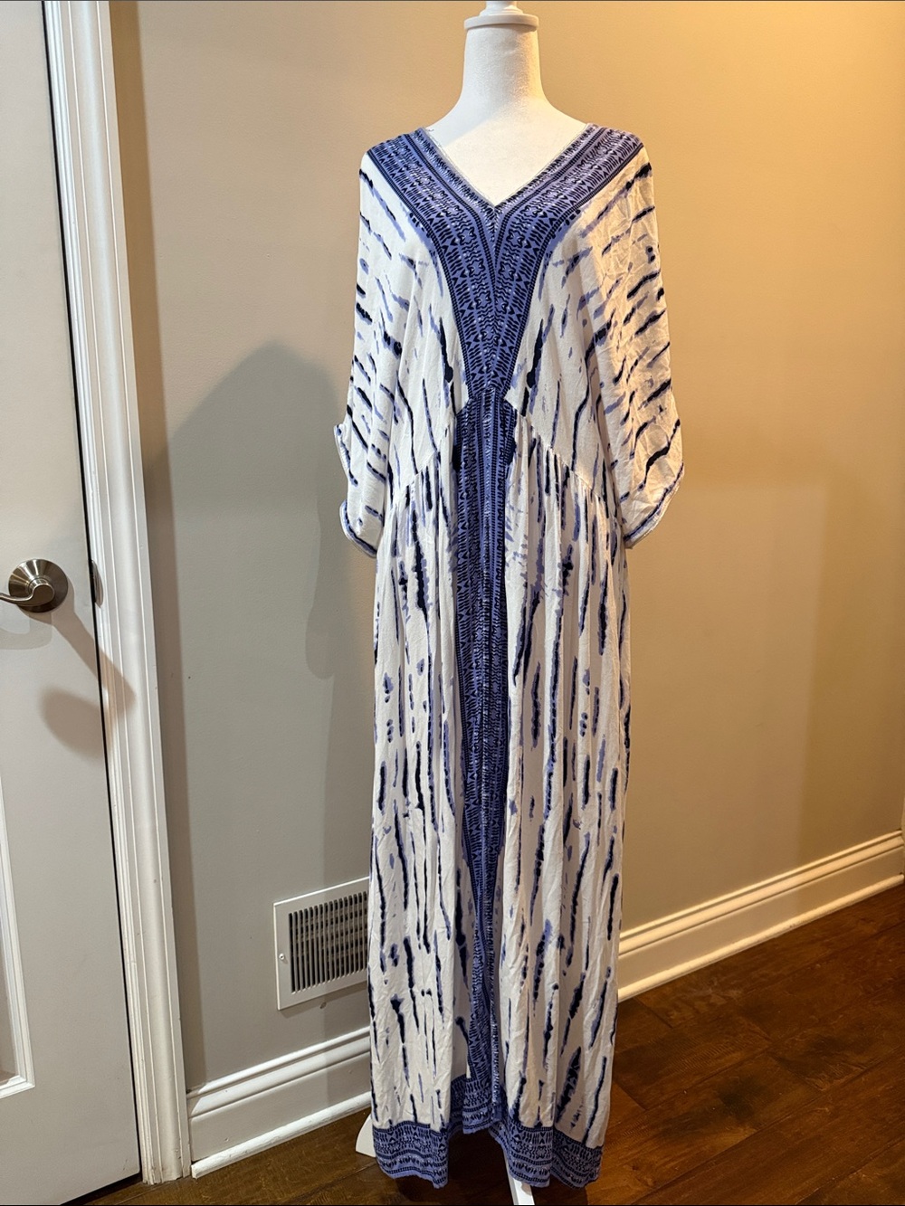 Saks Fifth Avenue White and Blue Tie-Dye Knit Swim Coverup Caftan